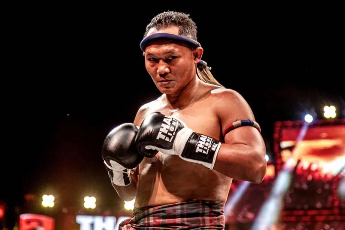 Saenchai, 45, lands brutal KO in fight number 379